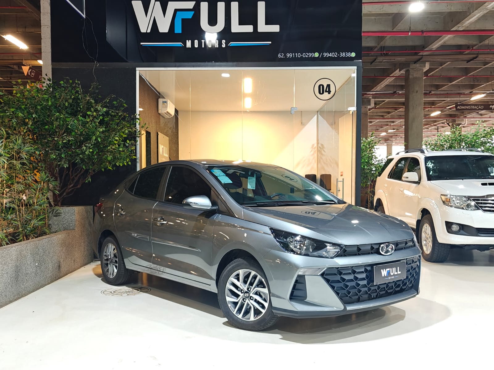 HYUNDAI